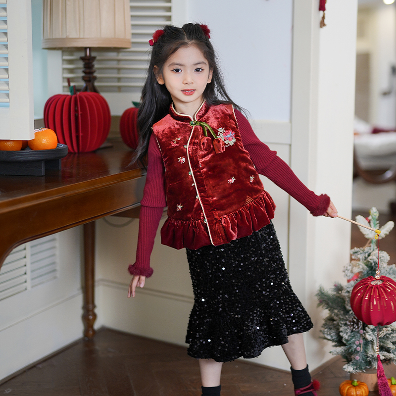 女童套装冬装2025新款新年衣服儿童新中式丝绒马甲国风汉服唐装