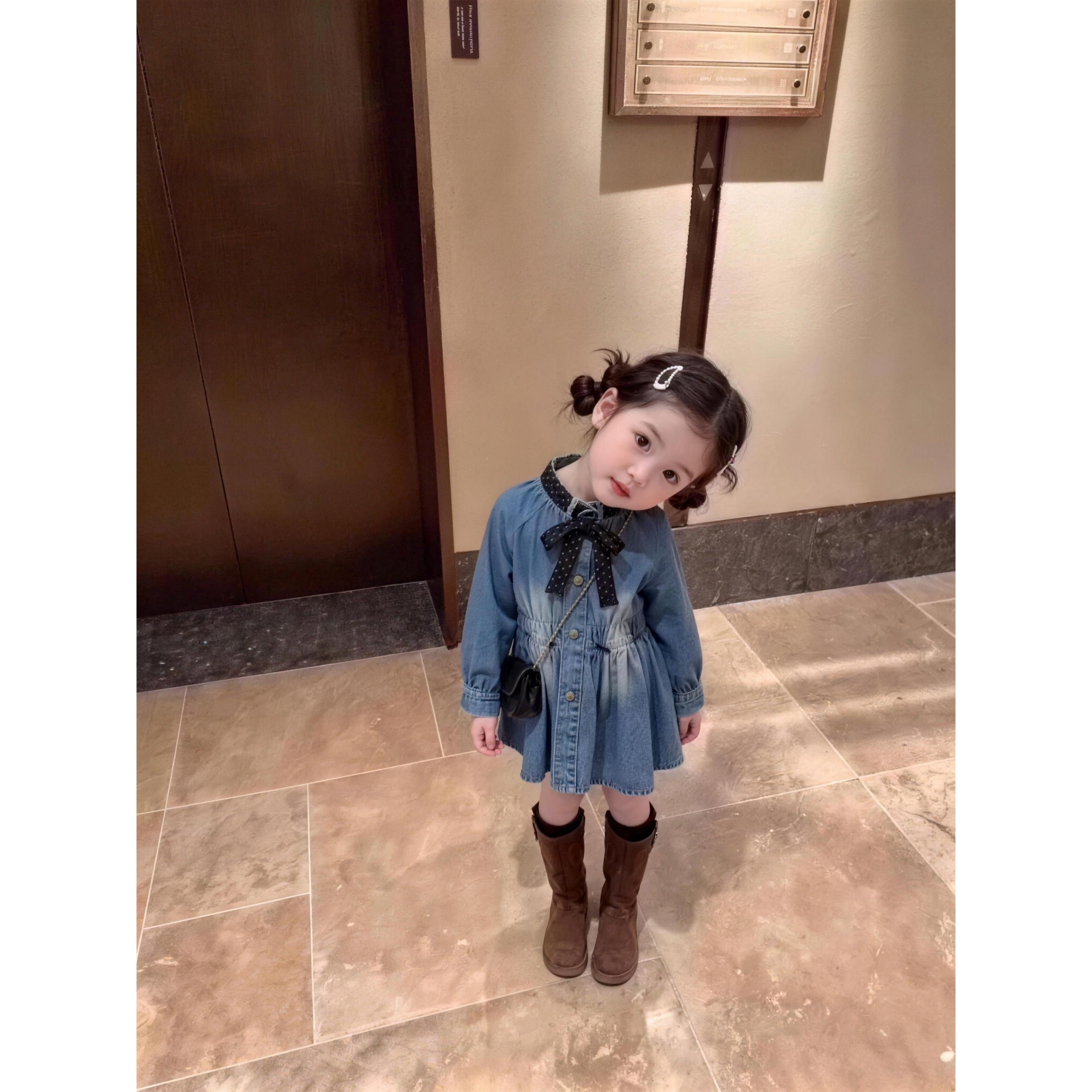 女童牛仔收腰外套2026新款春秋装中长款风衣开衫洋气连衣裙小香风