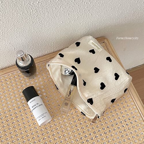 ins风爱心化妆包旅行洗漱包