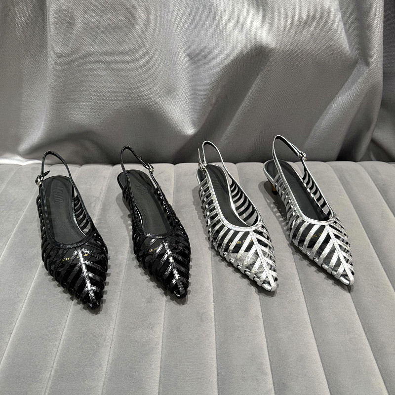 欧洲站2026年春夏新款欧货真皮女鞋镂空透气尖头一字扣带高跟凉鞋