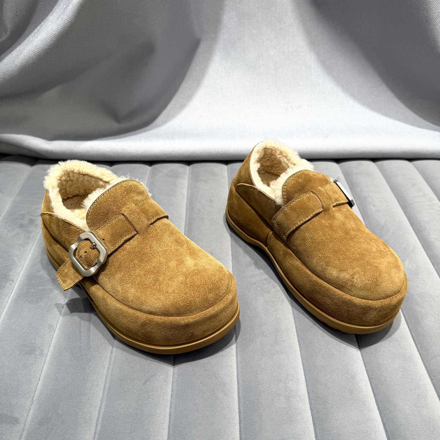 欧洲站乐魔加绒女鞋2025冬季新款欧货磨砂皮厚底羊毛乐福鞋软木鞋,女鞋,勃肯鞋/软木鞋,淘宝优惠券,粉丝福利购,淘宝优惠卷