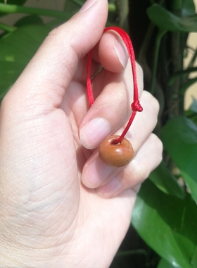 天然桃核手工雕刻宝宝满月红绳