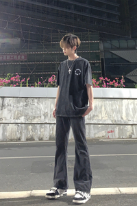 早秋美高街纯黑色弹力修身直筒大码微喇情侣牛仔裤男K860-P50图片