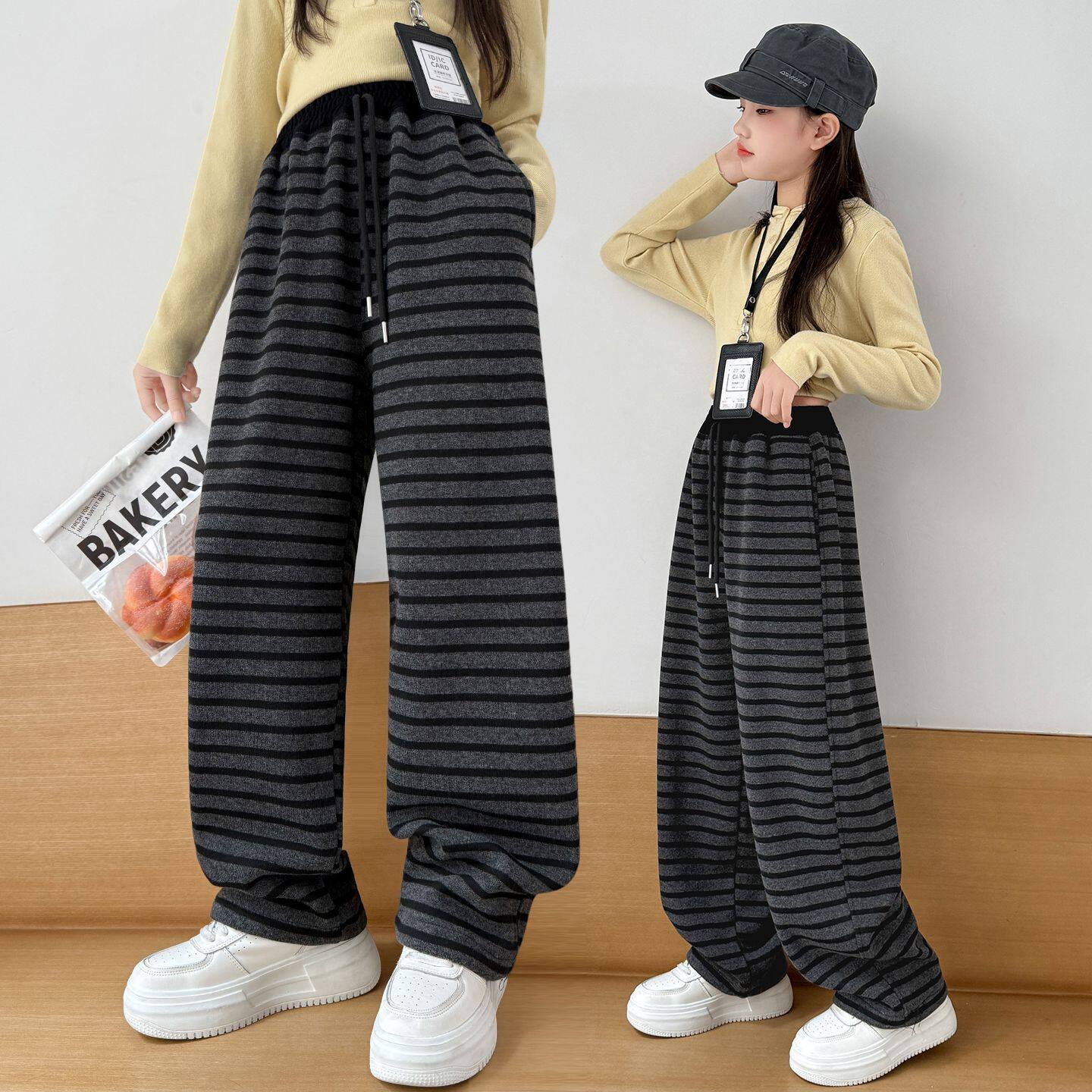 女童加绒裤子秋冬款2026新款韩版大童冬季一体绒运动裤儿童阔腿裤