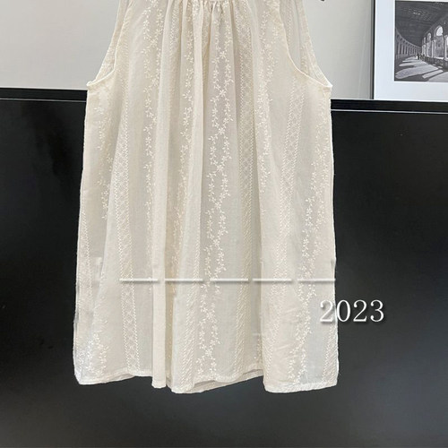 女童童装2026女童夏季新款洋气宽松无袖连衣裙小女孩气质绣花裙子