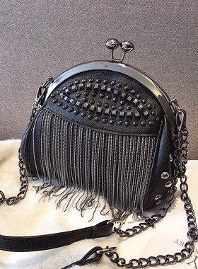 黑色女包镶钻铆钉流苏派对晚宴包链条肩斜挎手提夹口贝壳包