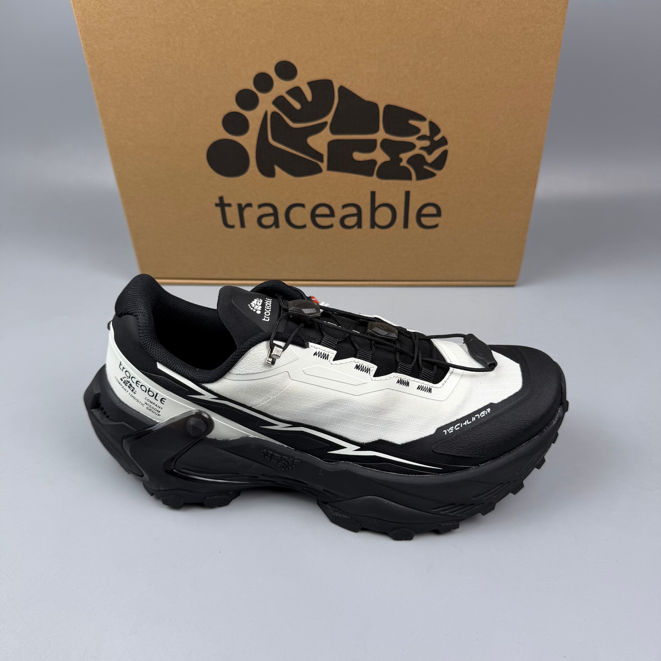 traceable越野跑鞋防滑耐磨