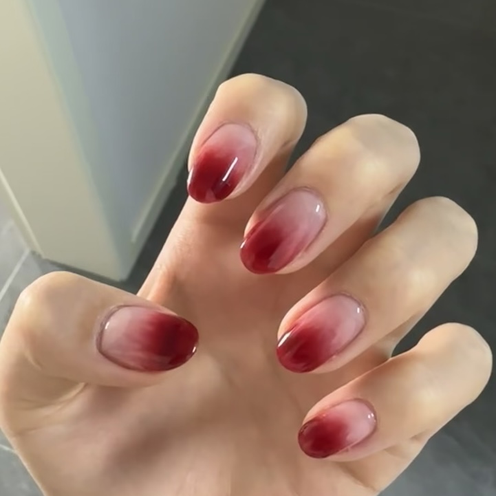 手工甲ins辣妹酷血红渐变美甲显白成品甲贴片假指甲可拆卸穿戴甲