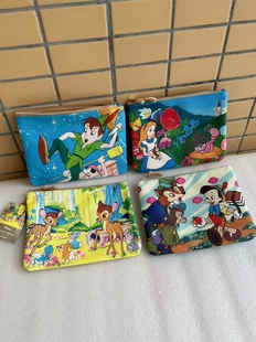 日本迪乐园卡通可爱小鹿斑比匹诺曹彼得潘爱丽丝多功能收纳袋手包