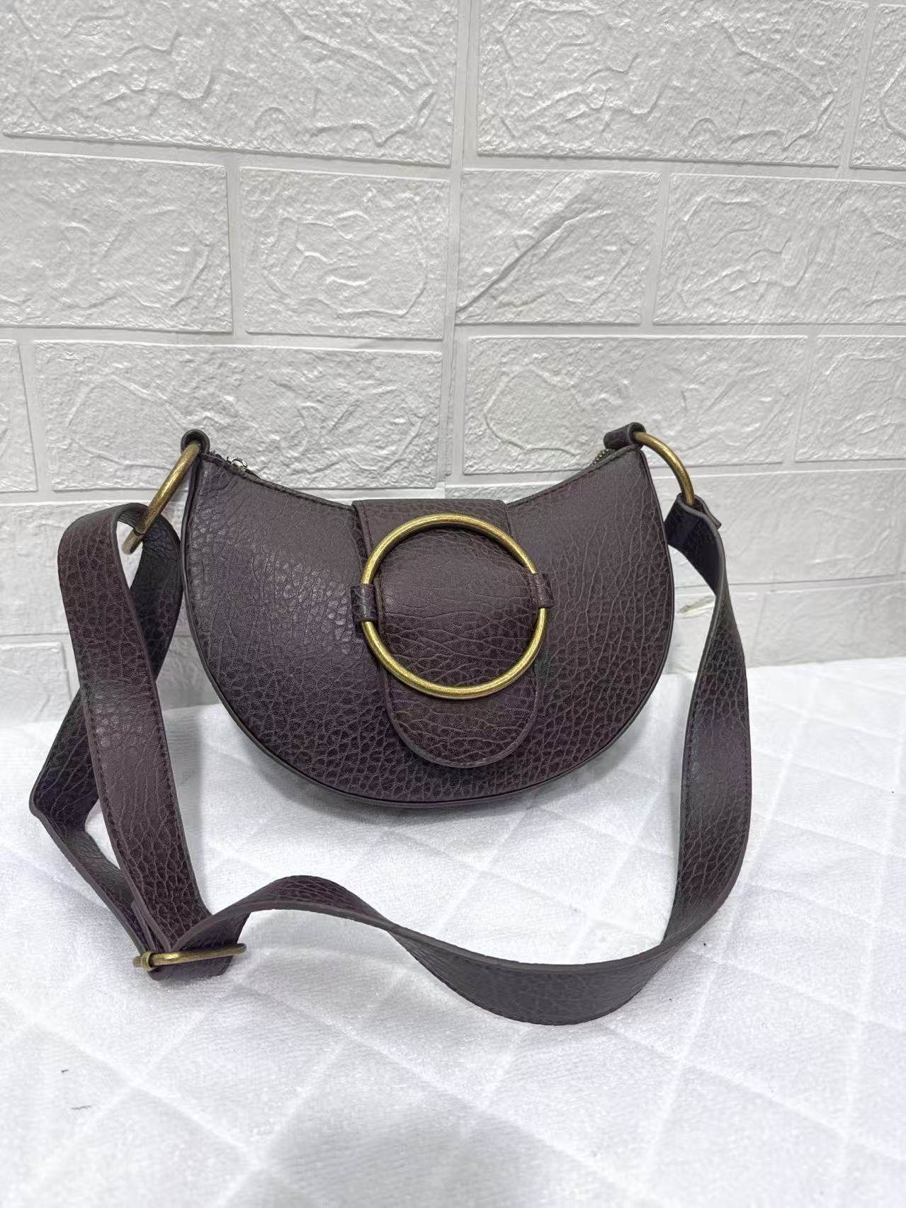 外贸尾货出口时尚女包高级感斜挎包小众轻奢腋下马鞍包百搭单肩包,箱包皮具/热销女包/男包,通用款女包,淘宝优惠券,粉丝福利购,淘宝优惠卷