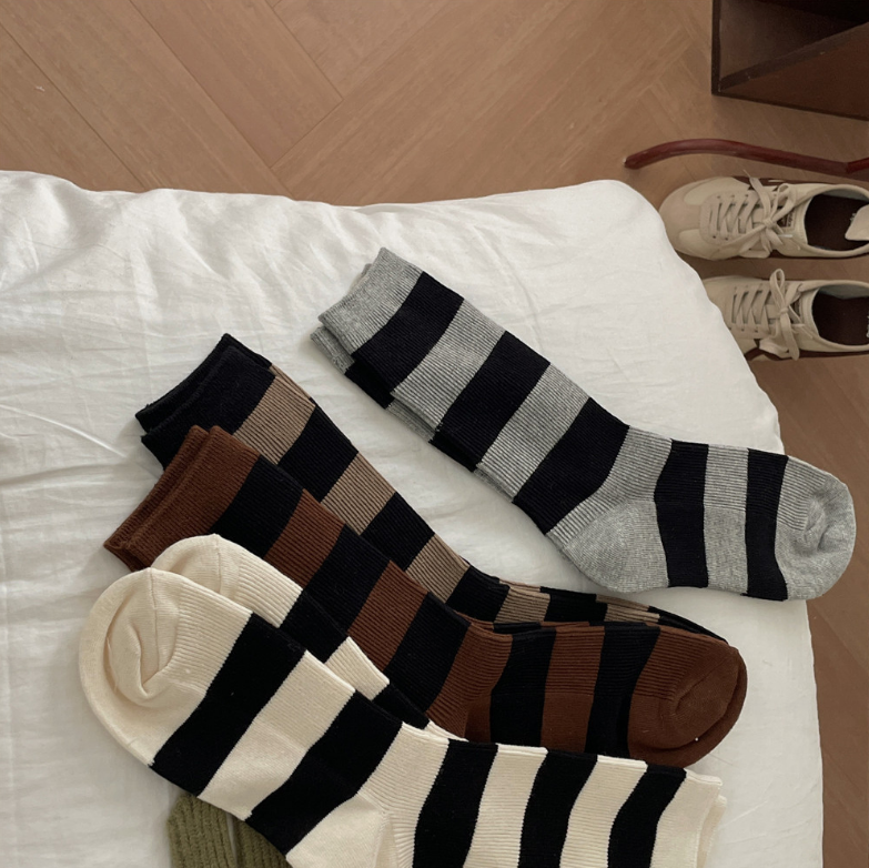 秋冬粗条纹拼色复古双针织日系中筒袜子女长袜ins韩风百搭情侣袜,女士内衣/男士内衣/家居服,长筒袜,淘宝优惠券,粉丝福利购,淘宝优惠卷