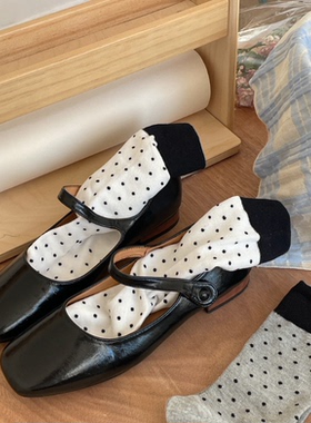 春夏芭蕾风圆波点中筒袜子女灰色配黑色皮鞋芭蕾鞋高级感纯棉韩版