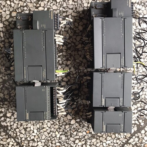 西门子PLC2套，拆机实物拍摄功能正常使用，标价是2套打包价 ~议