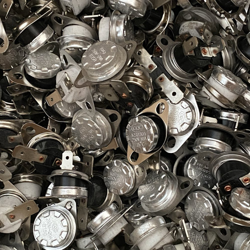 混装温控器开关KSD301系列45度-240度 250V10A超温保护温控器开关