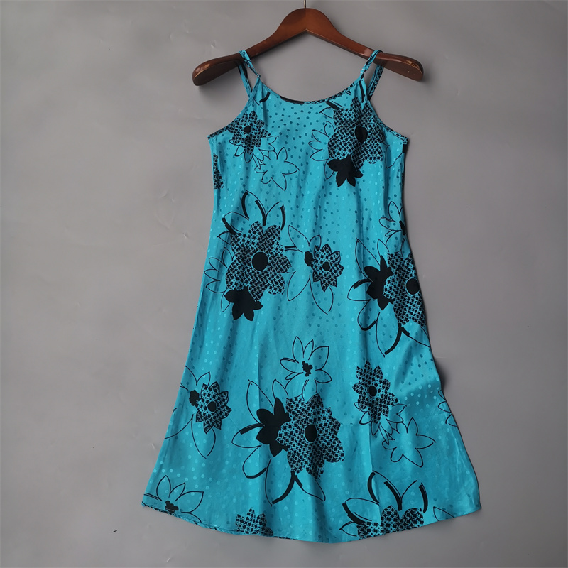 吊带裙A型桑蚕丝蓝黑花色