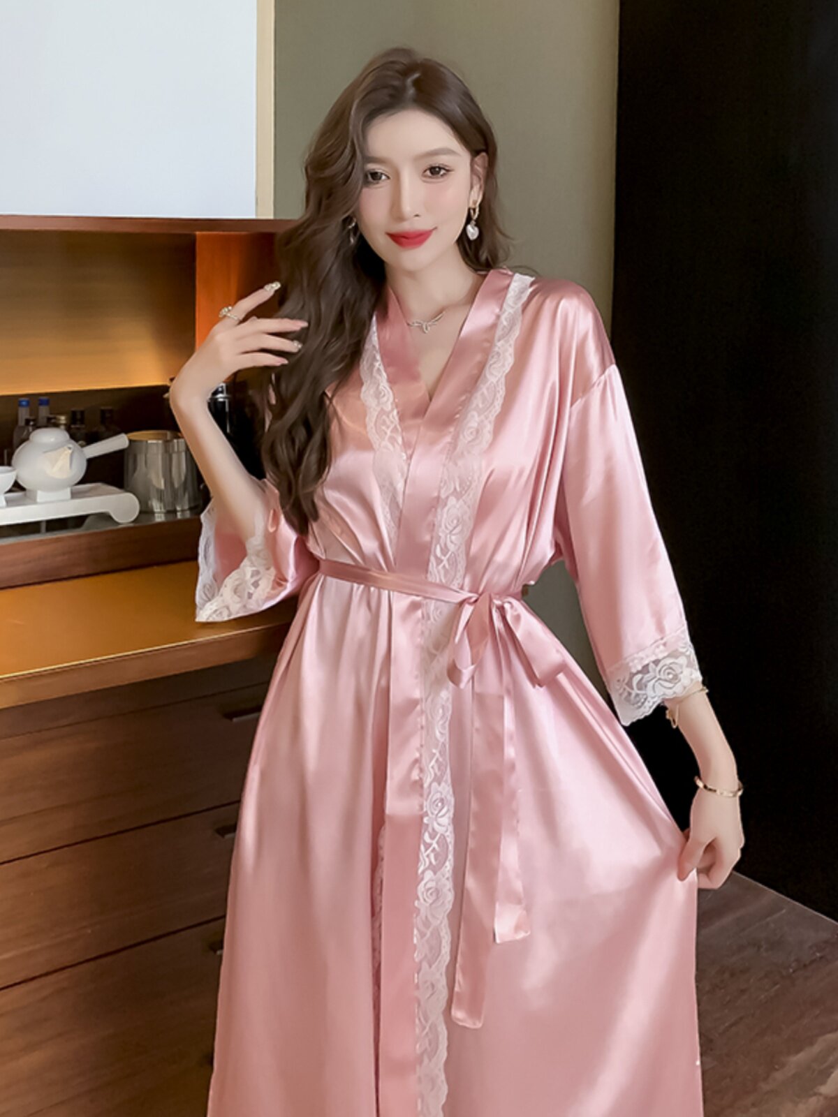 PALACE-STYLE HIGH-END SUMMER DRESSING GOWN WOMENS BATHROBE-STYLE SUMMER PINK MORNING ROBE SISTERHOOD PARTY MID-LENGTH SMALL MAN
