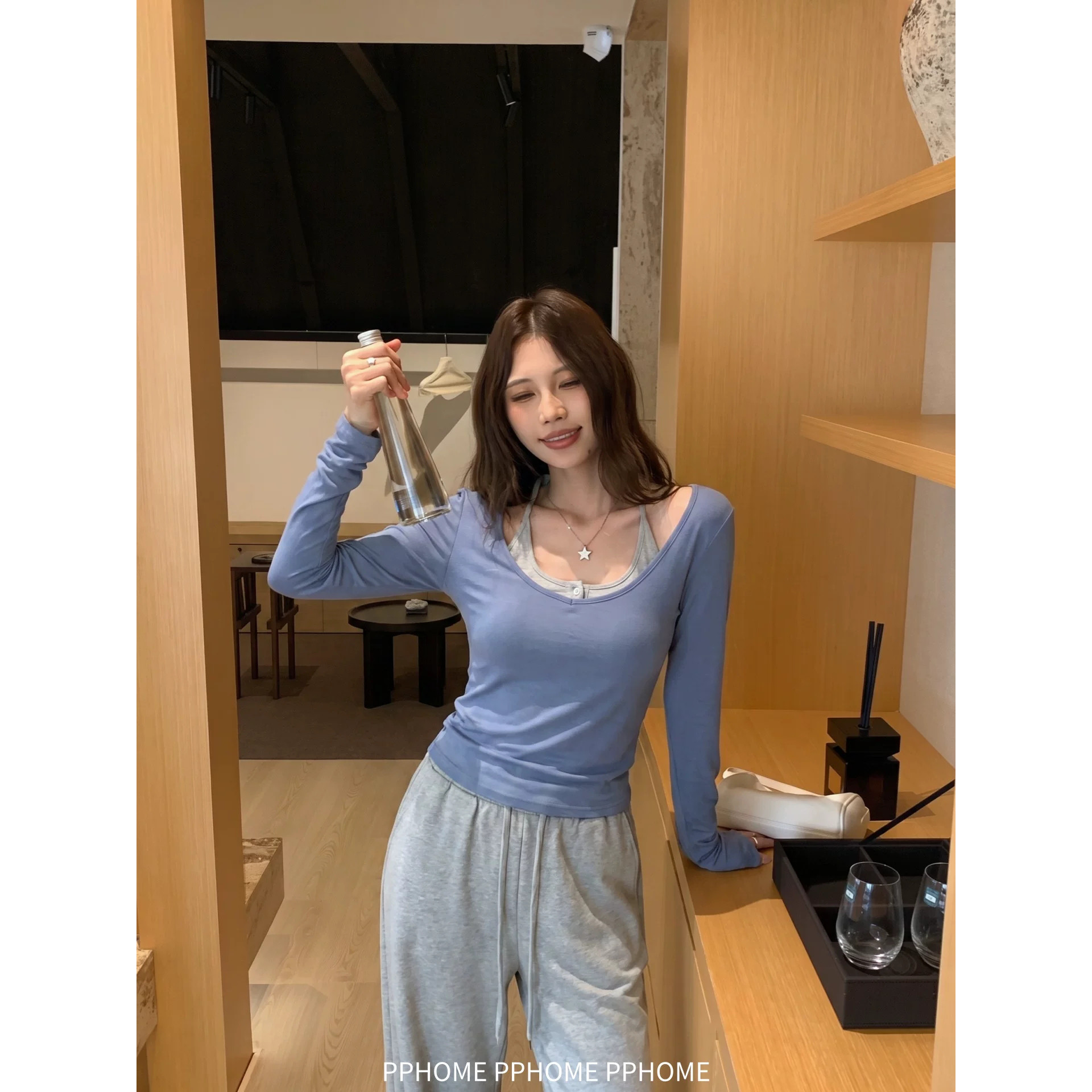 PPHOME自制~初秋私服 假两件挂脖长袖t恤女早秋松弛气质显瘦上衣