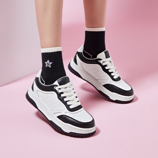 轻便通勤休闲舒适百搭防滑耐磨低帮板鞋 女款 K0E25CC 正品