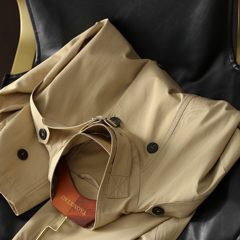 【折】 显高三七分 宽松笈简立领松紧下摆夹克风衣短外套女秋新款