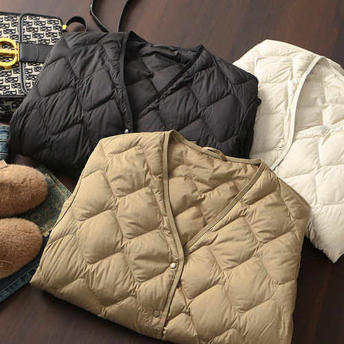 菱格宽松显瘦轻薄白鸭绒羽绒服