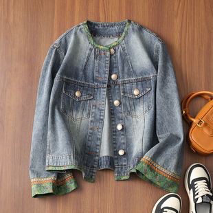 淘么淘 率性look 纯棉印花拼接圆领盖袋牛仔外套女早春款 新中式