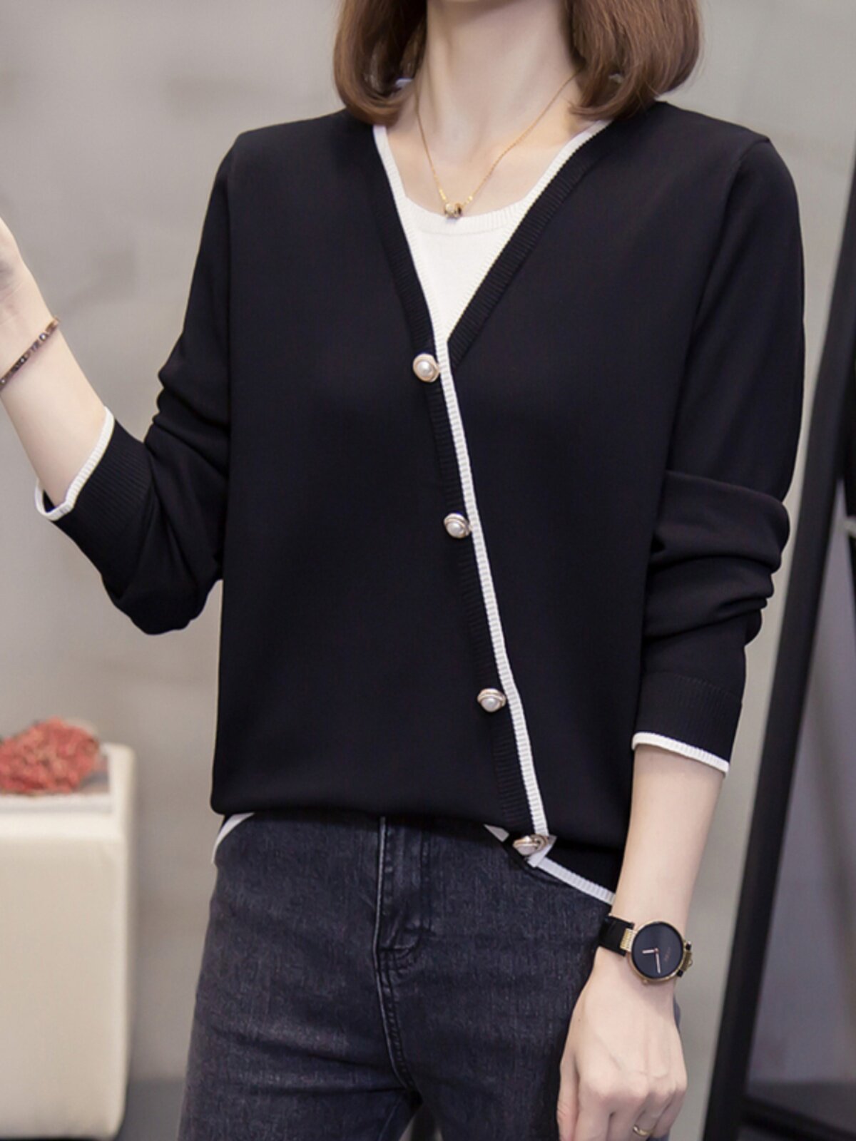 PLUS SIZE WOMENS AUTUMN NEW AGE REDUCTION LEAVE TWO KNITTED TOPS FAT MM LOOSE AND THIN V-NECK DESIGN SWEATER