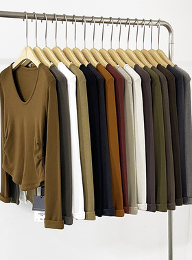 元熙3053-1秋冬新款V领加绒褶皱收腰不规则长袖修身内搭打底衫女