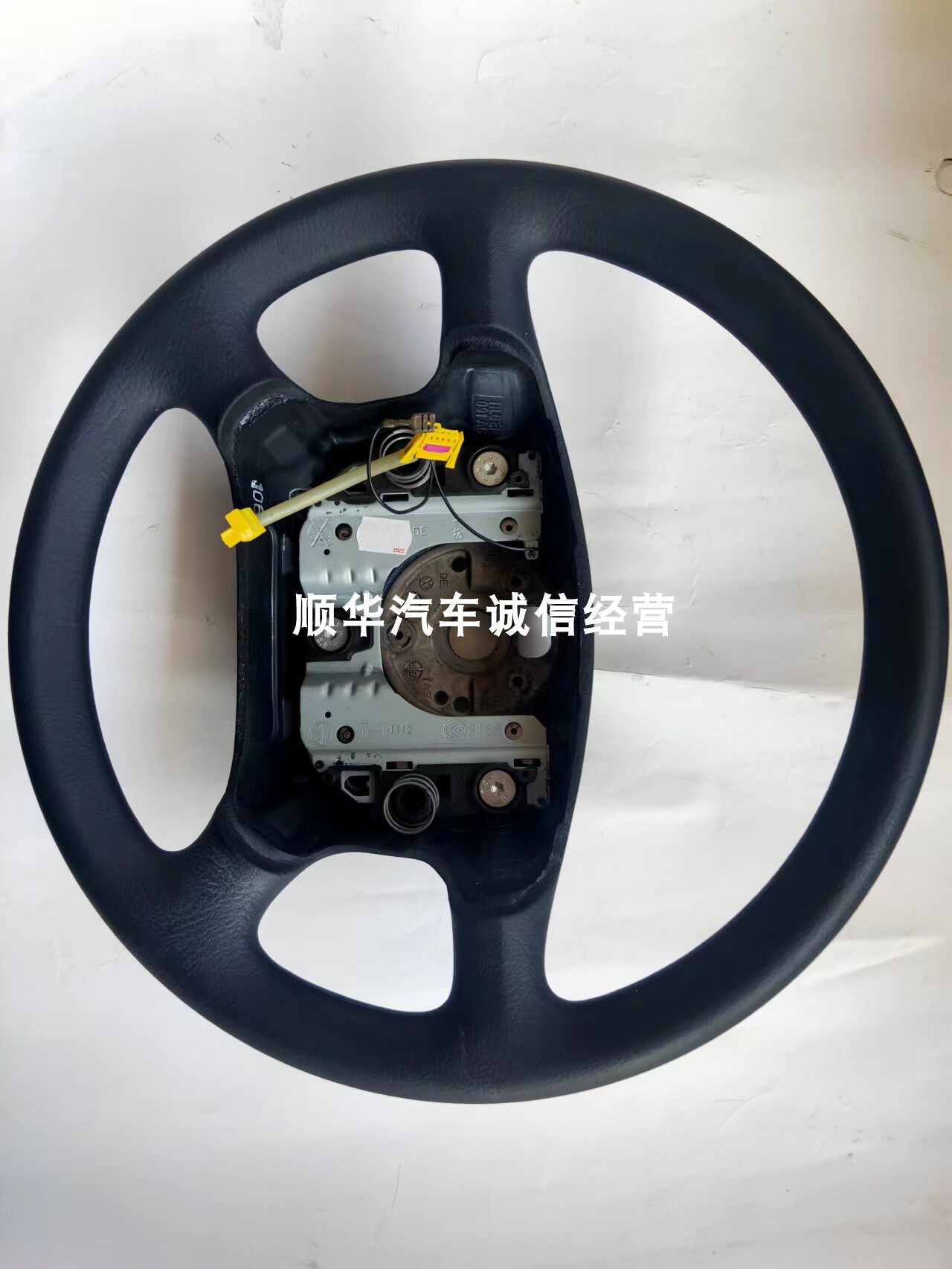 大众老宝来高尔夫4帕萨特B5方向盘4副原装正品全新4副方向盘