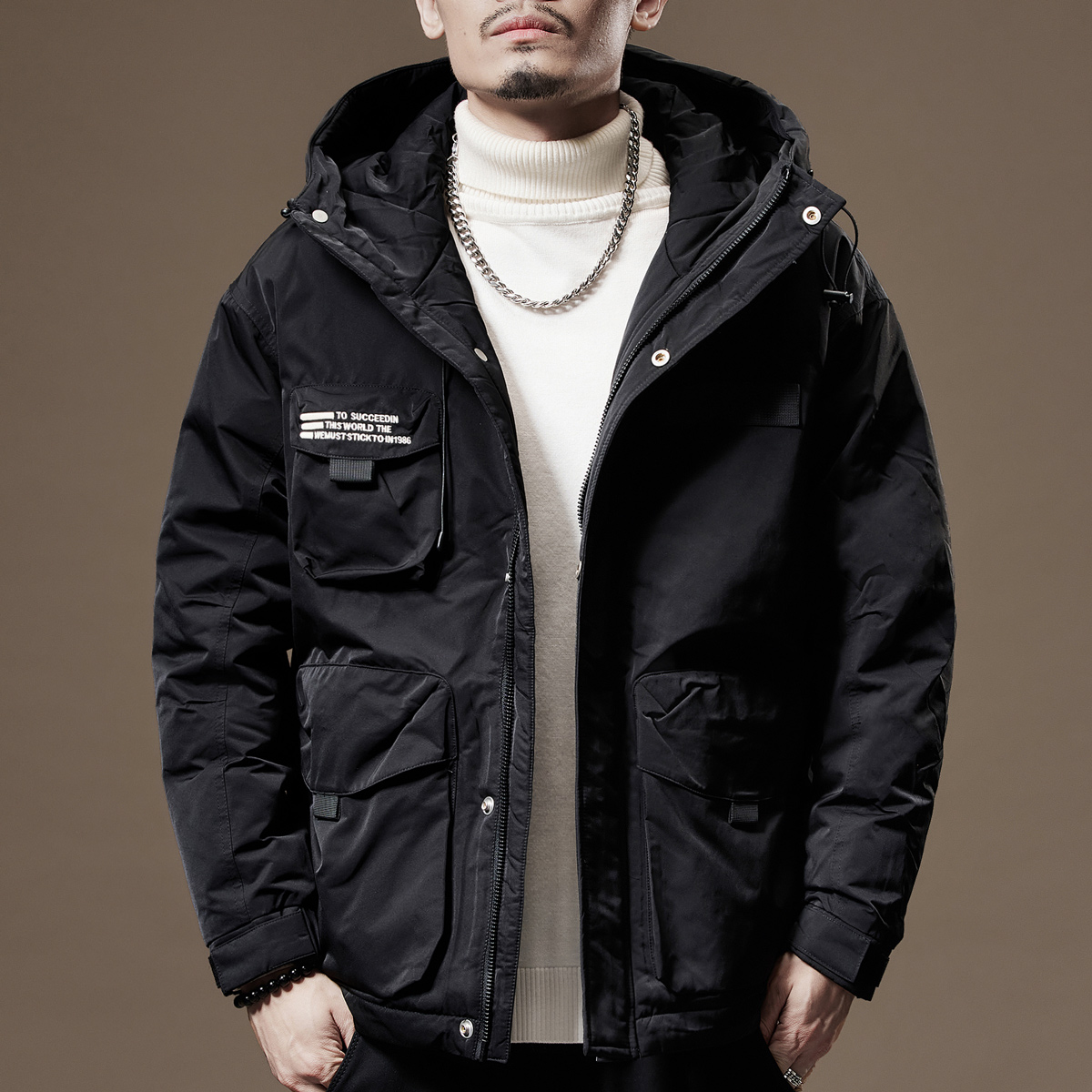 高端春秋保暖90%白鸭绒连帽工装羽绒服男潮牌短款大码多口袋外套