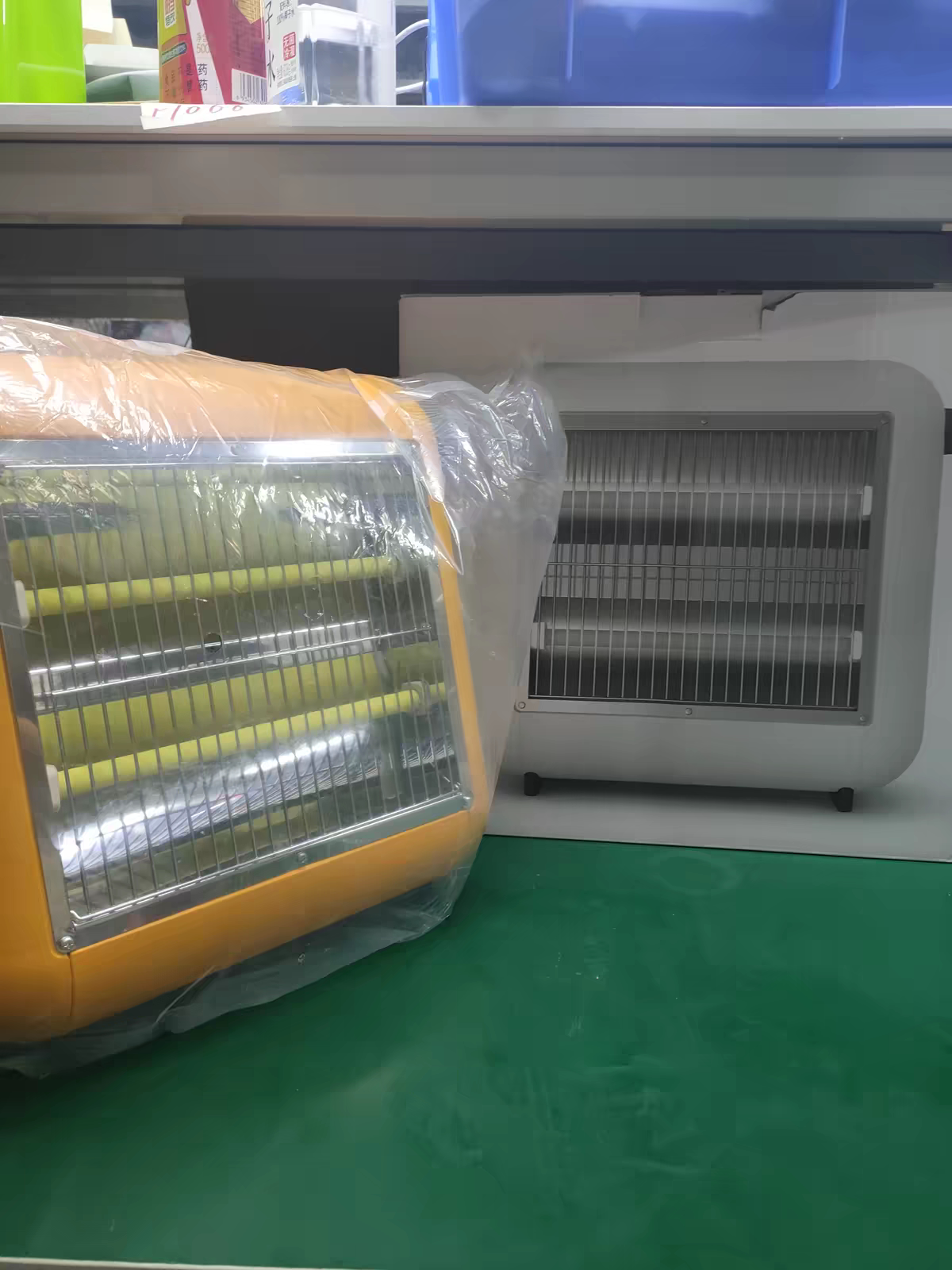 远红外电取暖器 110V 请勿直接插插座 功能完好红橘两色随机发