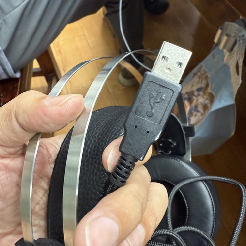 7.1声道耳机，电竞耳机。