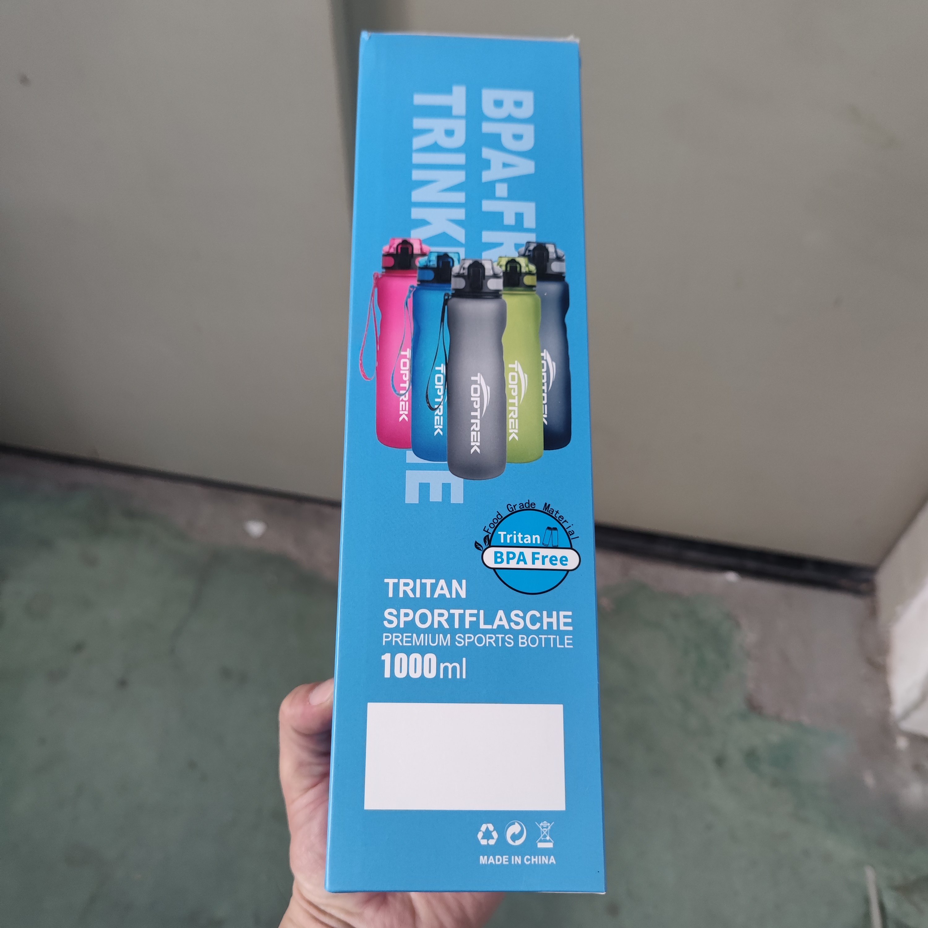 运动水壶 开车水壶 太空杯1000毫升大容量水杯 黑色