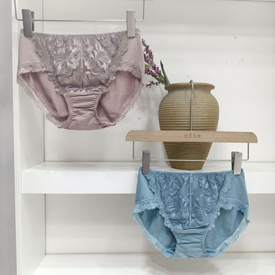 VS中腰24新款出口韩国原单蕾丝刺绣舒适亲肤亲肤细腻女内裤三角裤