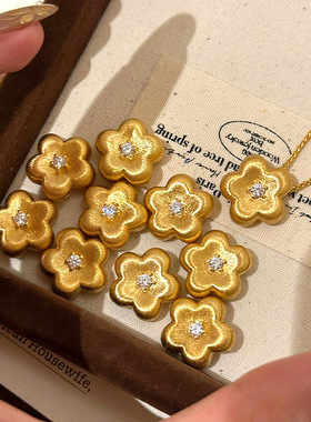 拉丝小金花项链女轻奢梅花仿黄金