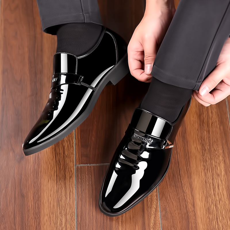 男士商务正装尖头套脚漆皮西装鞋