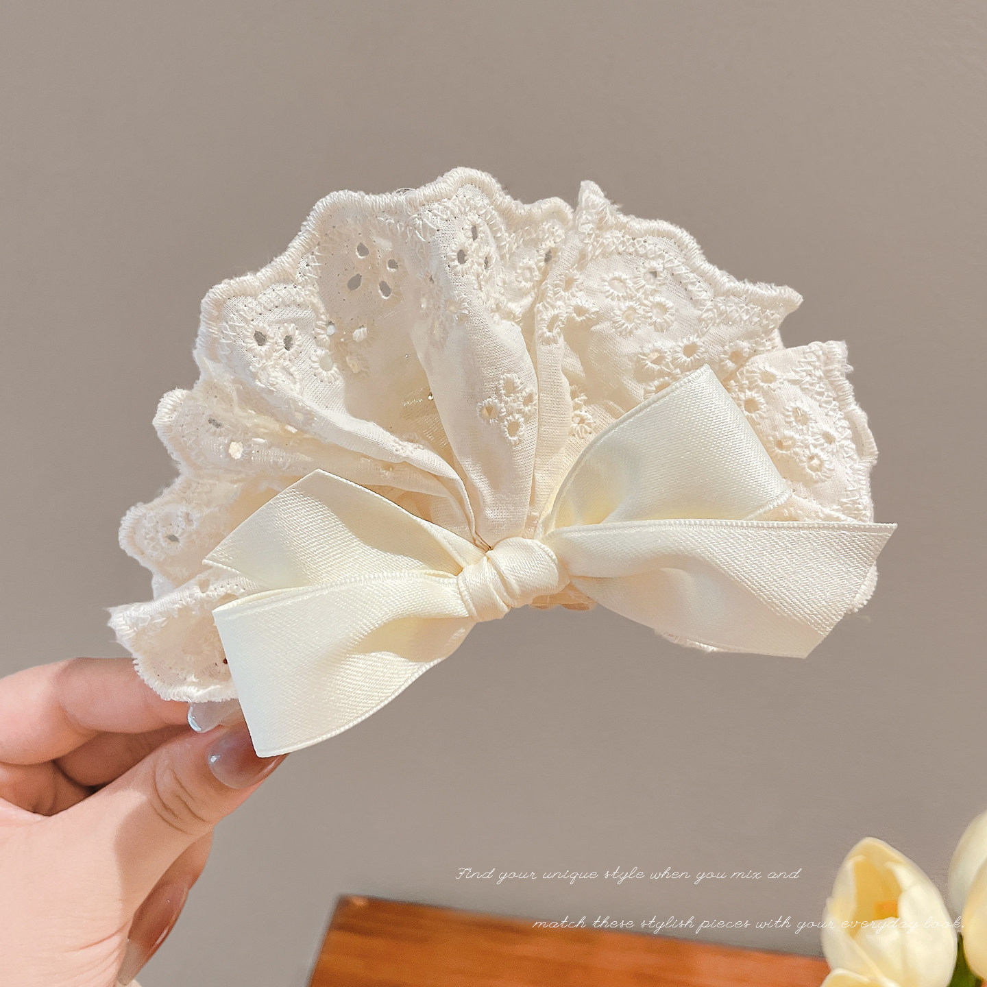 白色蕾丝裙摆抓夹女2025新款甜美盘发发夹大号发量多鲨鱼夹子头饰