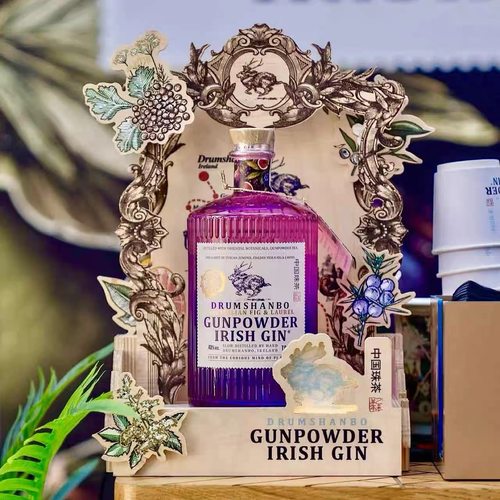 送高端汤力水鹿角兔火耀联名金酒