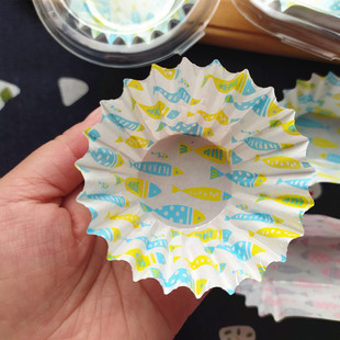 日本小鱼便当分隔配菜杯 一次性饭盒隔菜碟微波炉可用防油菜肴杯