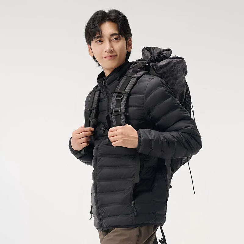 哥伦比亚男轻薄羽绒服