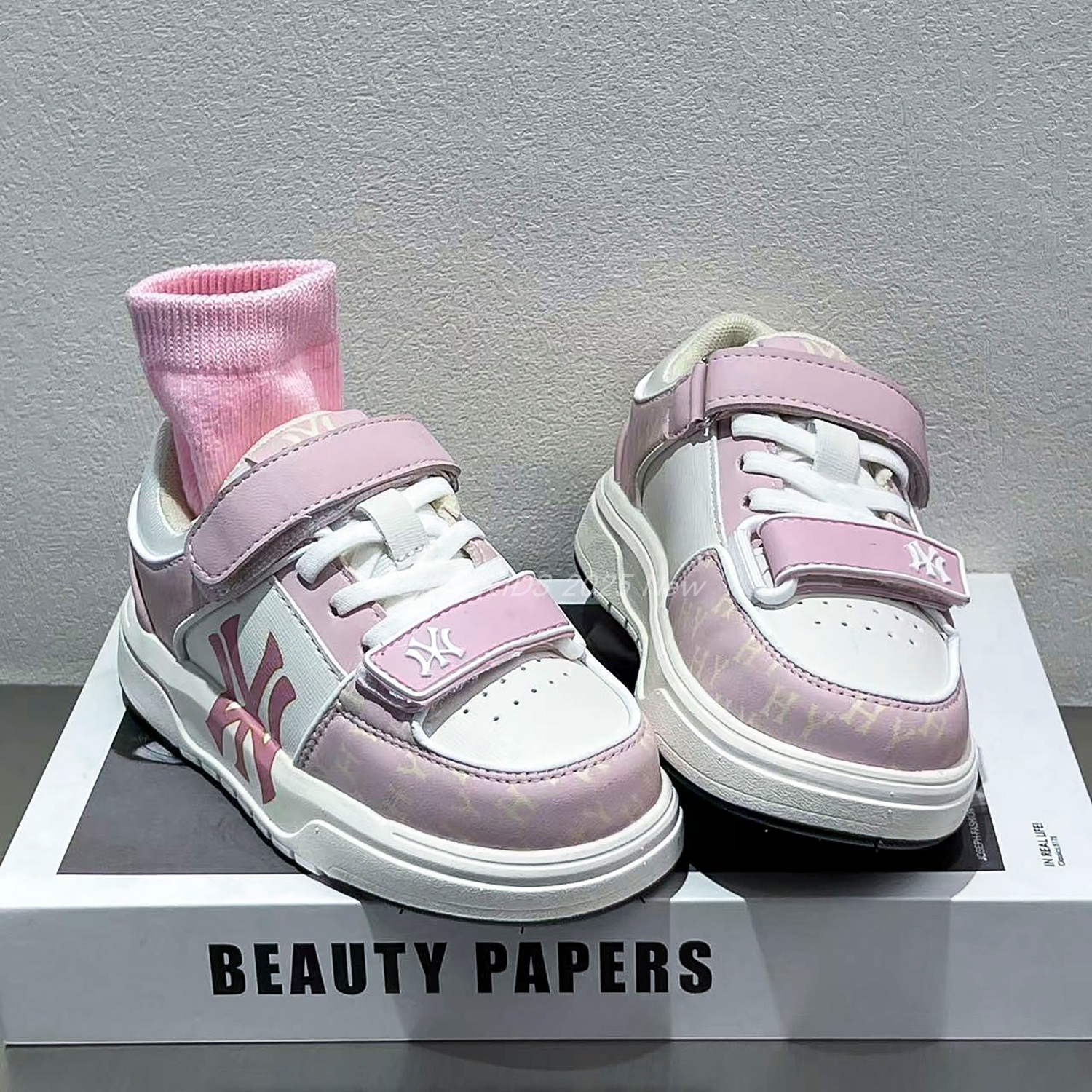 女童板鞋2025新款粉色儿童运动鞋