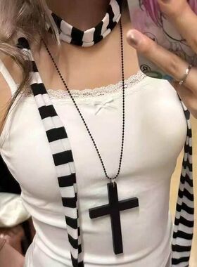 暗黑木制黑色十字架项链大毛衣链锁骨链亚文化哥特修女配饰洛丽塔