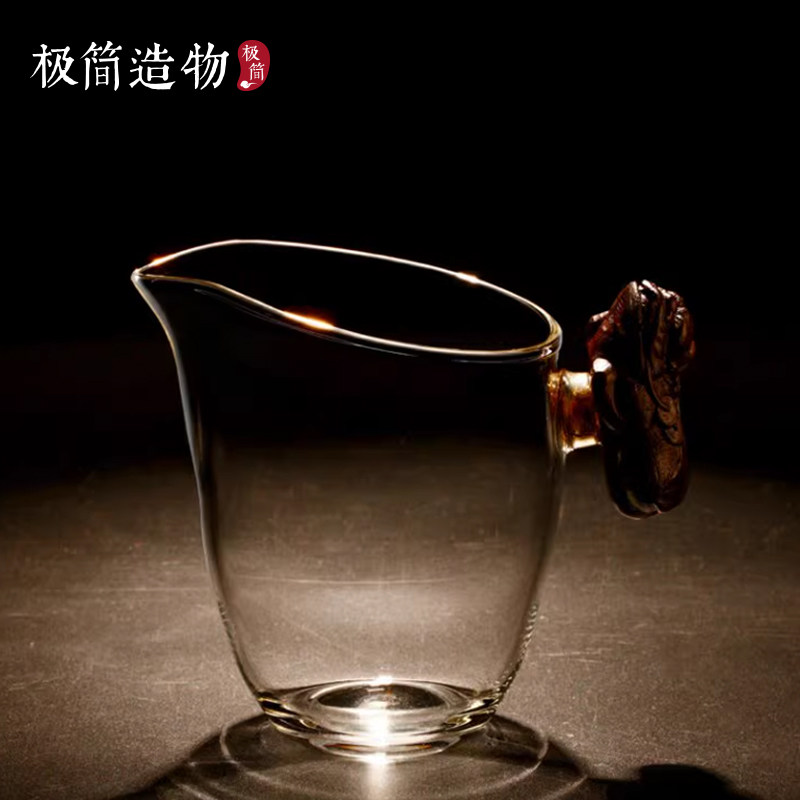 天久璃匠侧把木雕貔貅公道杯
