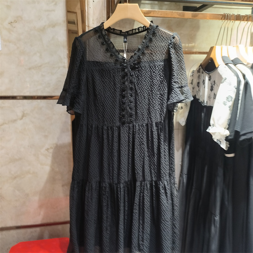 杰丰梦雅2477当季新品2024实体同款流行女士宽松修身大码连衣裙