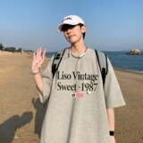 浅灰色