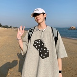 浅灰色