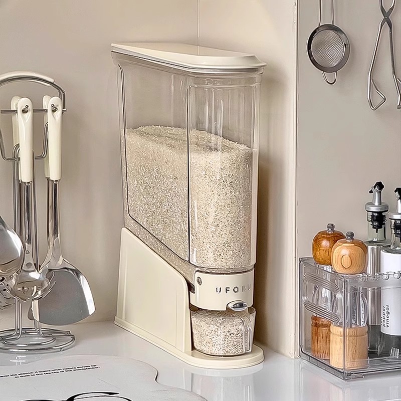 日本米桶家用2025新款按压式防虫防潮密封装米缸夹缝罐食品级米箱