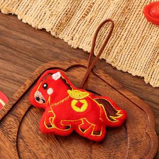 毛绒新年马钥匙扣挂件马上有钱系列精致包包小挂饰新年小礼品
