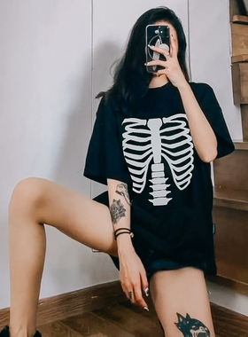 骷髅肋骨架T恤 趣味创意印花宽松纯棉万圣节短袖日系复古tee