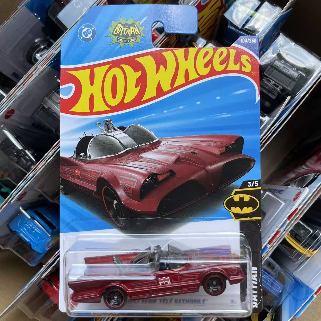 103#2025P 风火轮HOTWHEELS BATMOBILE 蝙蝠侠男孩儿童玩具车礼物