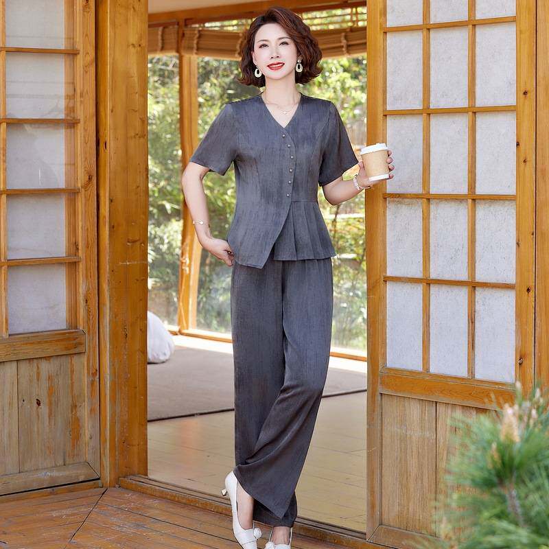 专柜官方妈妈夏装新款气质套装中年女装时尚V领短袖直筒裤职业休